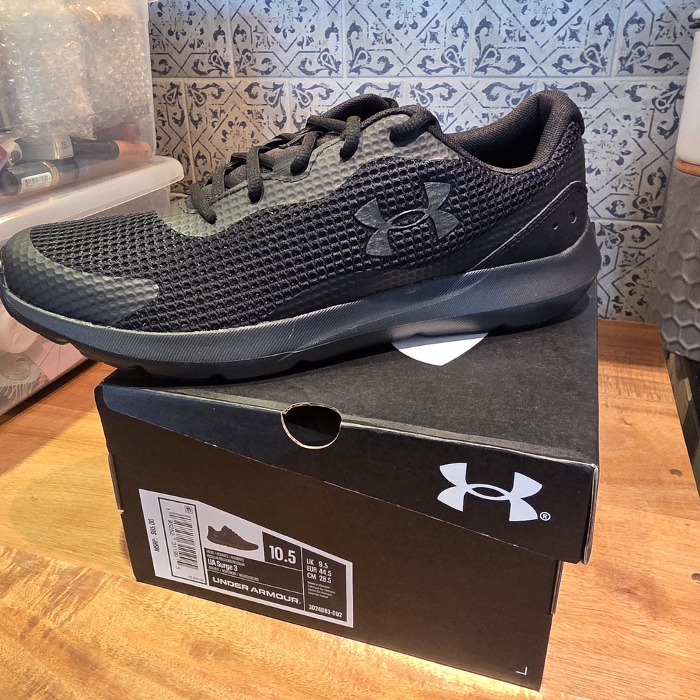 Under Armour Men's Charcoal Athletic Shoes